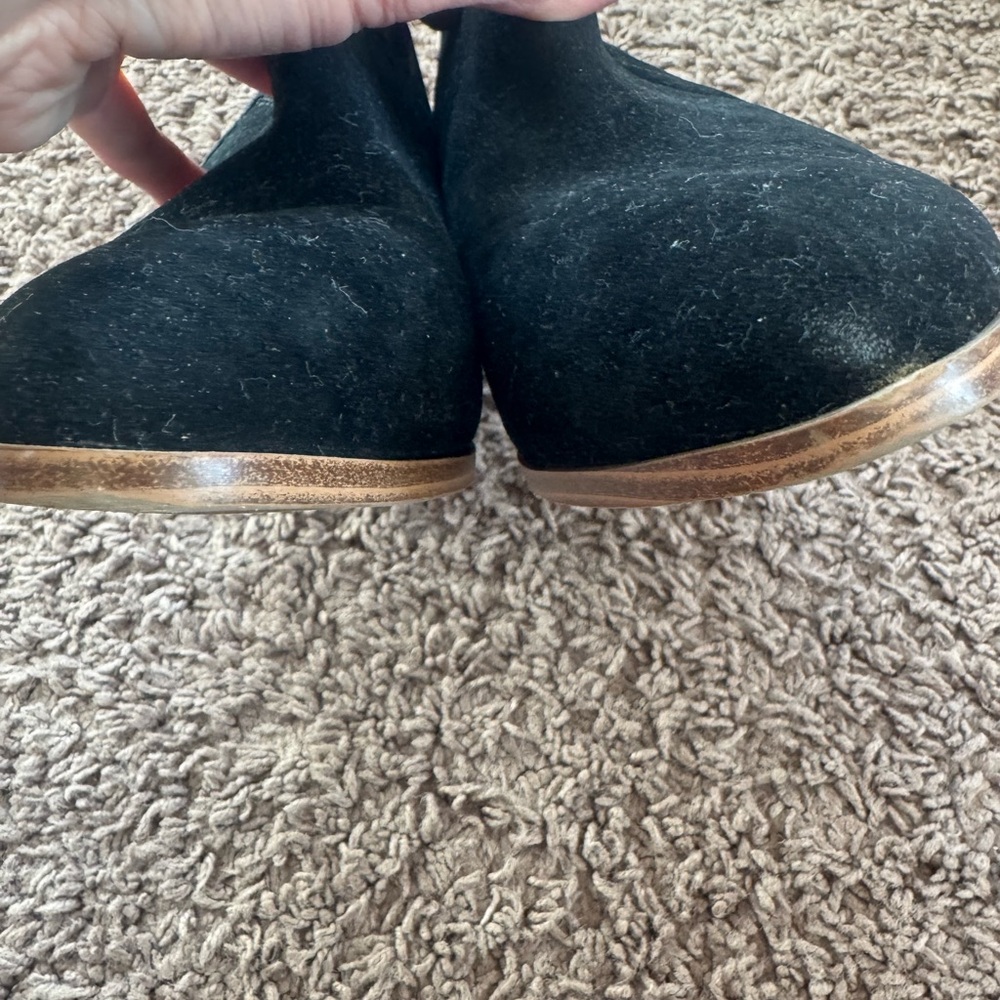 Amazon Essentials Black Faux Suede Ankle Boots Block Wooden Heel Western 9.5 - Picture 4 of 9